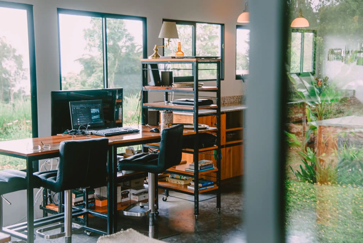 Off Grid Home Costa Rica - Office