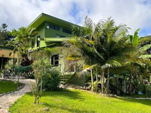 Move in ready ecohome in Ojochal Costa Rica