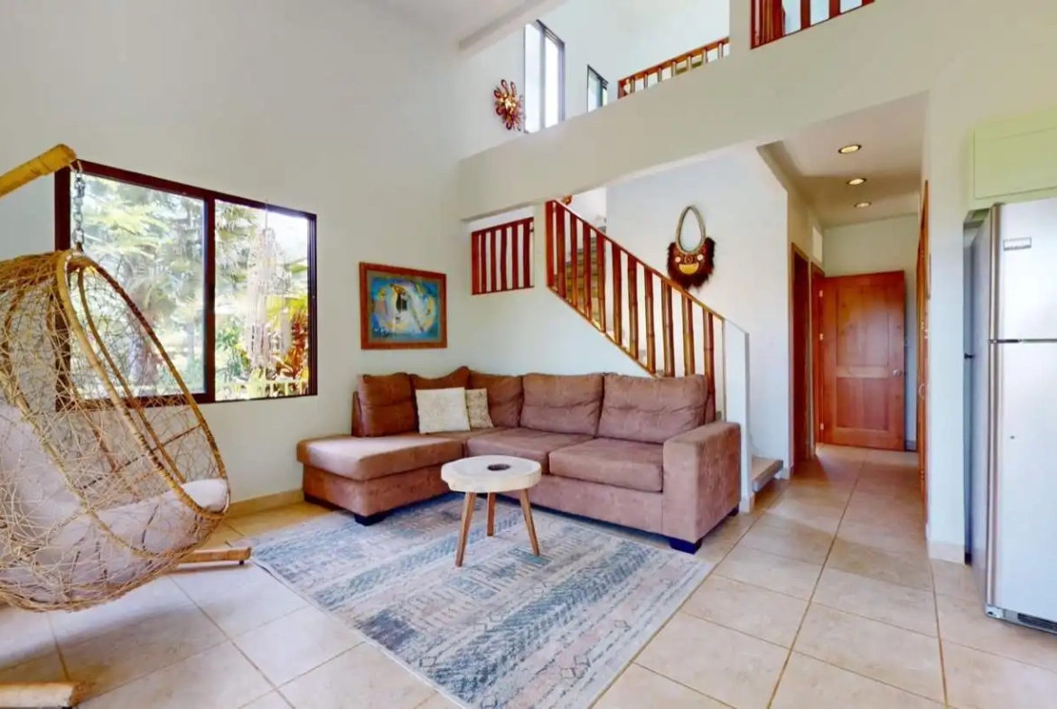 Ecohome for sale in Ojochal Costa Rica - Living Room