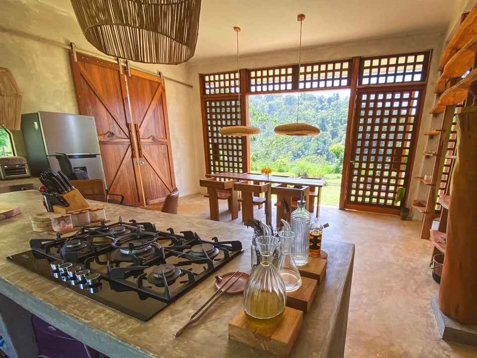 Cahuita Off-Grid Home on 31 Ha for Sale by Owner - Kitchen