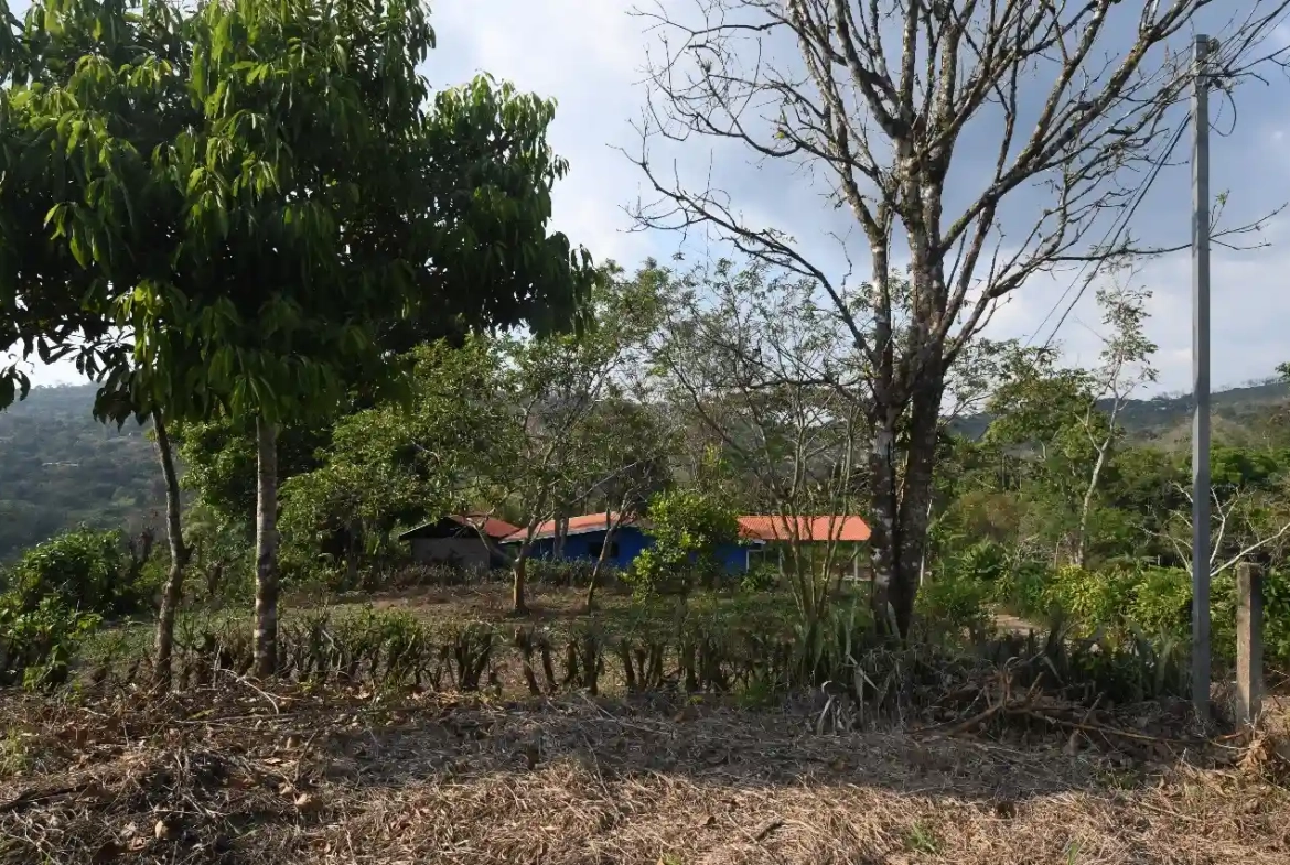 Cozy Home for Sale by Owner in Puriscal Costa Rica