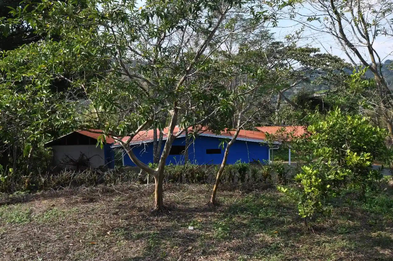 Cozy Home for Sale by Owner in Puriscal Costa Rica - Exterior View